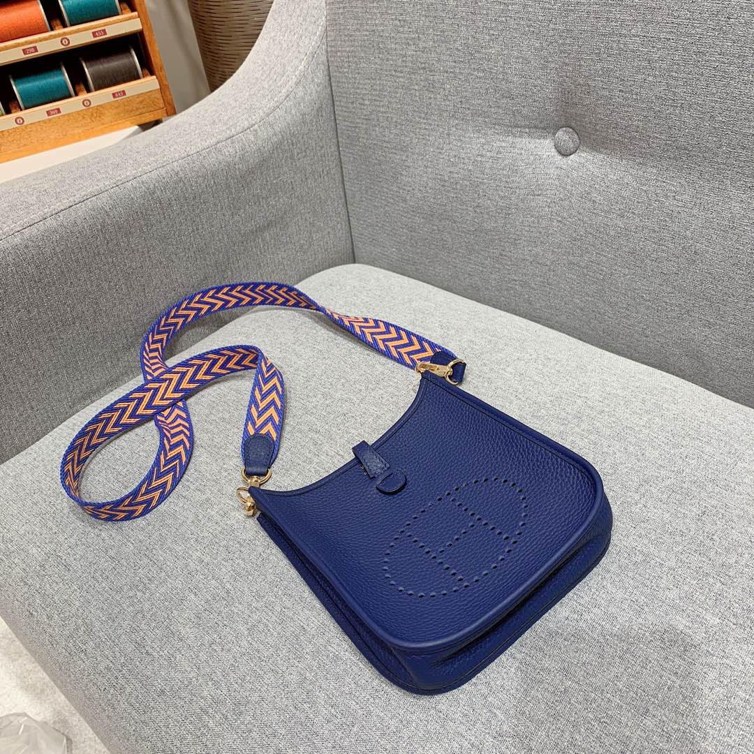 에르메스 미니 에블린16 사파이어블루 금장 끌레망스 가죽